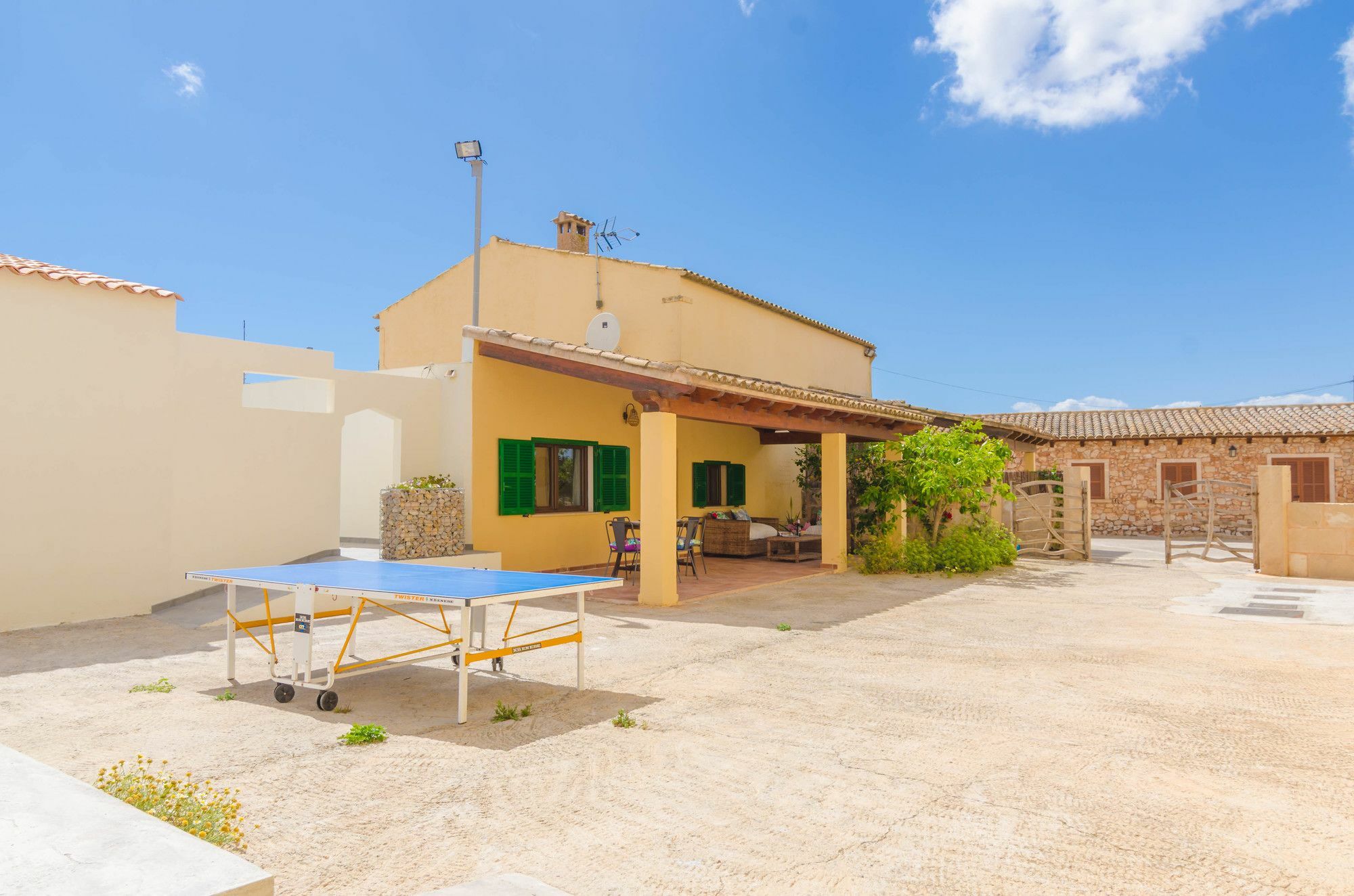 Hotel Sa Vaqueria 2